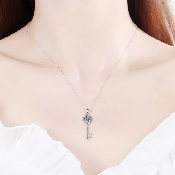 Certified 1ct. t.w. Diamond Moissanite Key Necklace NEW - Picture 2 of 7
